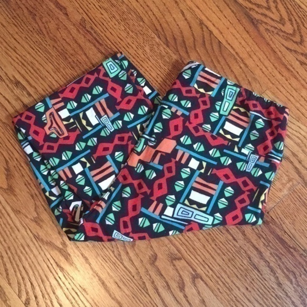 LuLaRoe Bright & Bold Red and Orange Geometric Leggings Sz OS